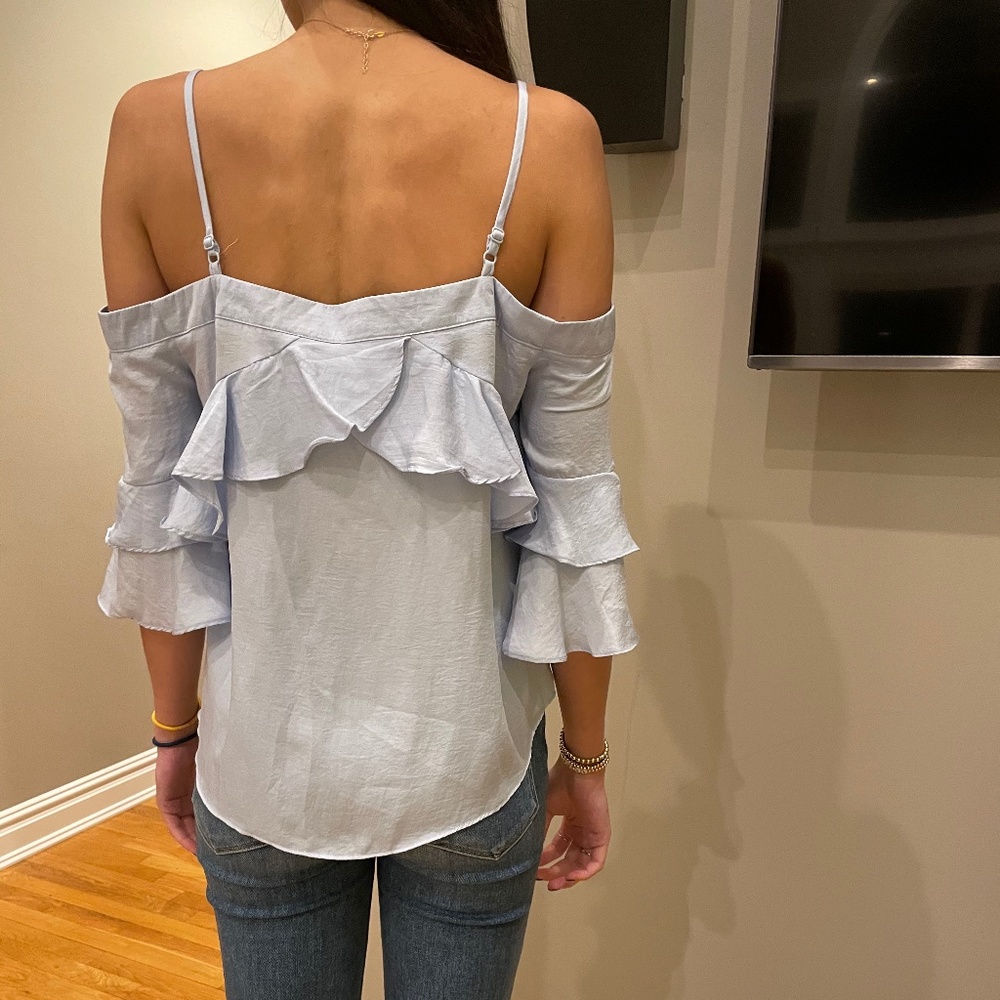 DO+BE Ruffle Top - Picture 3 of 4